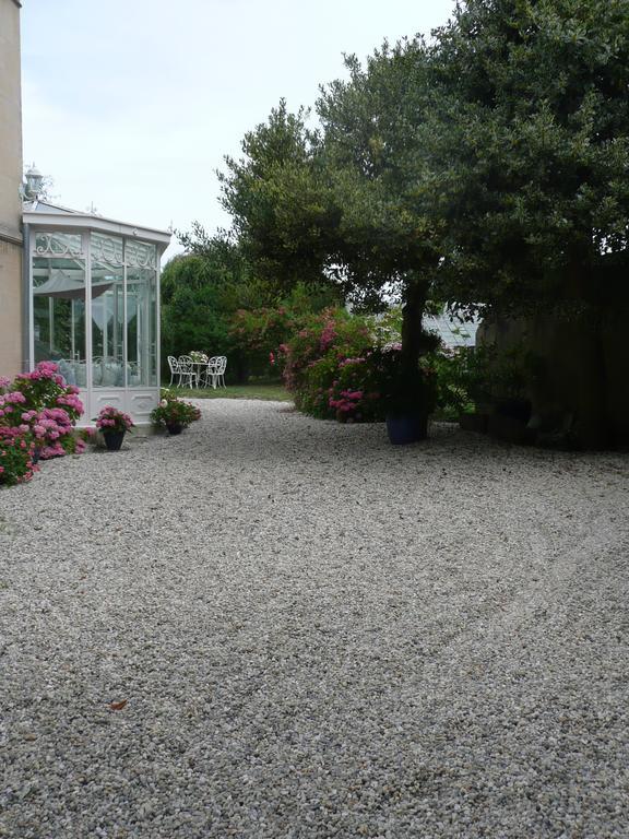 Les Lilas De Bellefontaine Байо Номер фото